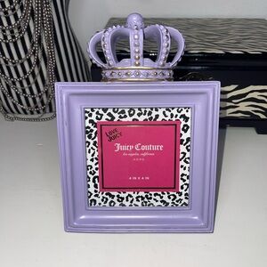 NWT Juicy Couture Lavender Crown Frame